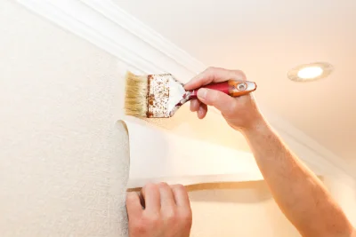 Pose de papier peint à Long — revêtements muraux et toiles de verre